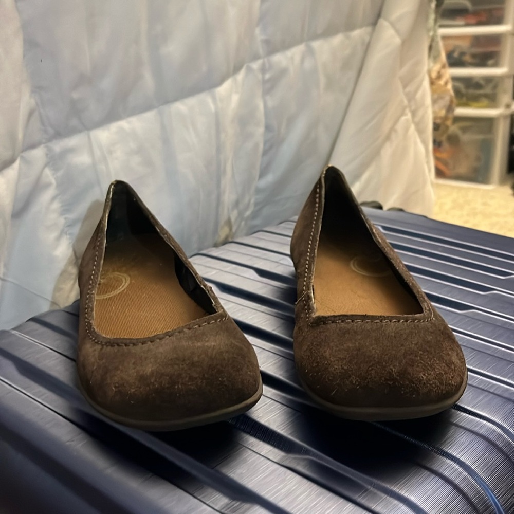 Merrel 7.5 Brown Flats